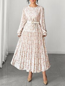 Elenzga Gaun Elegan Wanita Ukuran Besar dengan Motif Renda, Leher Bulat, Lengan Panjang, dan Hem Berlipit - Hitam - View 3