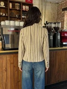Aloruh 女款秋冬新款立領卡其色金屬鈕扣條紋夾克襯衫，外出穿搭 - 卡其色 - 查看 2