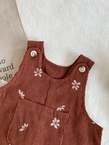 SHEIN 2件組幼女吊帶褲套裝，可愛甜美棕色燈芯絨花朵刺繡口袋長袖圓領加厚款，派對秋季假期經典款 - 棕色 - 查看 4