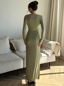 Aloruh Gaun Lengan Panjang Seksi Berwarna Hijau Muda dengan Leher V Dalam untuk Liburan dan Kencan - Olive Green - View 6