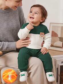 SHEIN Playful Pals 2pcs Toddler Boy Sweatshirt Pants Cute Preppy Dark Green White Bear Patch Ribbed Color Block Long Sleeve Round Neck Outdoor Autumn Fall Winter Plush - Dark Green - View 4