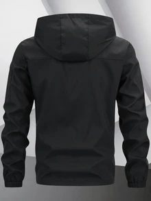 Manfinity Homme Jaket Outdoor Pria Abu-abu Muda Berkerudung Lengan Panjang untuk Olahraga dan Aktivitas Luar Ruangan, Jaket Pakaian Teknologi, Musim Gugur - Hitam - View 3