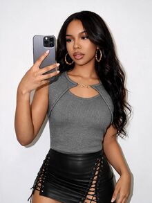 SHEIN BamGlam Grey Knit Vest With Metal Accessory Buttons, Hollow-Out Sleeveless Ribbed Casual Sexy Vest Top For Summer/ Night - Grey - View 8