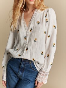 SHEIN Holidaya Autumn All Cotton Embroidered Lace Trim White Blouse, Elegant Women's Top With Exquisite Craftsmanship Embroidery Fabric, Suitable For Office, Commuting And Travel - White - View 8