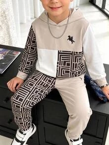 SHEIN 小男孩休閒簡約時尚馬標字母復古圖案蜘蛛網印花寬鬆運動風長袖連帽衛衣兩件套，適合秋冬穿著 - 彩色 - 查看 2