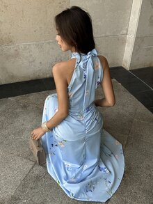 Cévolie Women's Floral Pattern Pleated Elegant Halter Neck Dress - Blue - View 2