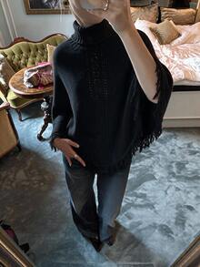 Flora Isola Flora Isola 女款優雅高領流蘇飾邊披肩式針織衫 - 黑色 - 查看 2