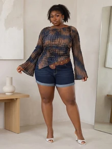 CurvyTilda 秋季女式加大码西部波西米亚风复古哥特露肩外出扎染印花不对称下摆长袖喇叭袖时尚T恤 - 彩色 - 查看 4