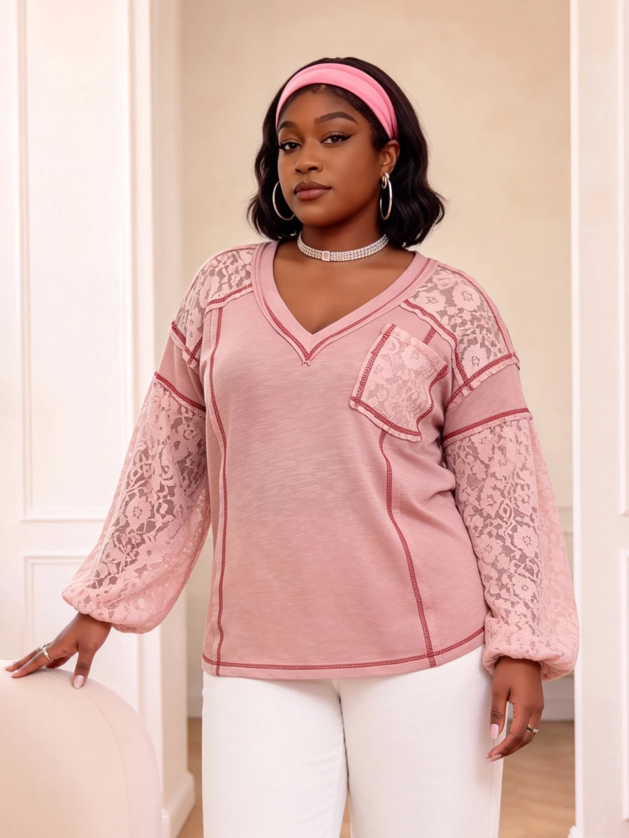 CurvyTilda بلوزة رياضية طويلة الأكمام للنساء بمقاسات كبيرة، بياقة على شكل حرف V، مع رقعات من الدانتيل، كاجوال للاستخدام اليومي، للخريف - وردي - مشاهدة 1
