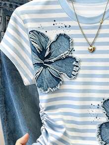 Resyla 夏季出遊上衣 女款收腰 T-shirt 藍色條紋花卉印花圖案 設計款 休閒百搭上衣 - 彩色 - 查看 3