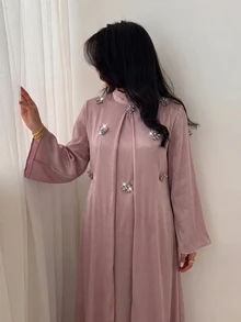Yasveil 女款粉色編織長袖 3D 珠飾立領 A 字裙優雅浪漫阿拉伯風洋裝 - 粉色 - 查看 5