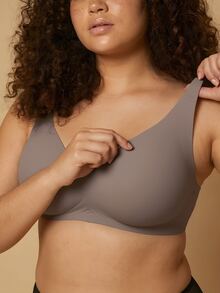 SHEIN Women's Solid Color Seamless Wireless Bra With Jelly Strips Support, Soft Comfortable Everyday Lingerie Vacation Essential. - Dusty Purple - View 9