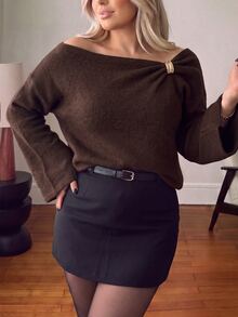 Ceyna Sweater Pullover Lengan Panjang Bahu Asimetris dengan Gesper Logam untuk Wanita Ukuran Besar, Musim Gugur/Dingin - Coklat - View 5