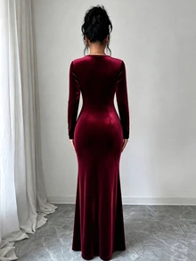 Elenzga Faux Pearl Beaded Plunging Neck Mermaid Hem Velvet Dress - Burgundy - View 2