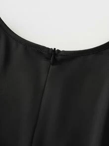 Cévolie 女款小高領短洋裝，緞面袖子，貼身下擺與對比蕾絲設計 - 黑色 - 查看 5