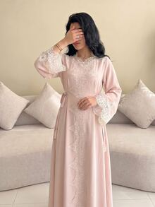 Yasveil 女士春夏粉色编织长袖蕾丝边系带A字优雅浪漫阿拉伯连衣裙 - 粉色 - 查看 8