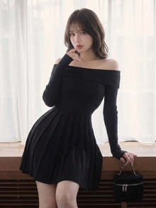 FRIFUL 女款優雅性感羅紋百褶露肩針織洋裝 外出穿搭款 黑色 秋季 - 黑色 - 查看 3