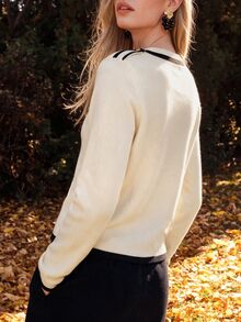 Anewsta New Chinese Style Butterfly Frog Button Contrast Trim Knit Cardigan Women Vintage Round Neck Short Shoulder Patch Long Sleeve Sweater Jacket - White - View 3