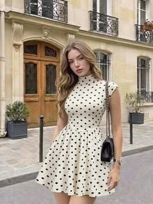 SHEIN MOD فستان نسائي بنقاط بولكا بياقة عالية من الصوف المحبوك - أبيض وأسود - مشاهدة 3