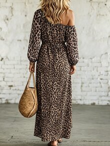 SHEIN Holidaya Gaun Liburan Vintage Baru untuk Wanita dengan Leher Persegi, Bahu Terbuka, Dapat Dipakai Dua Arah, Motif Leopard, Lengan Kelopak, Panjang Sedang - Coklat - View 3