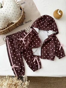 SHEIN Setelan Olahraga Dua Potong untuk Anak Perempuan Warna Cokelat dengan Polkadot Merah Muda. Jaket Berkerudung dengan Resleting Penuh dan Celana Jogger dengan Manset yang Dihiasi Pita dan Busur Merah Muda. - Coffee Brown - View 6