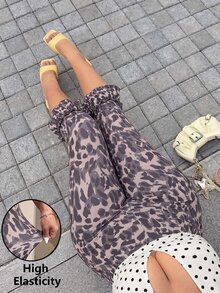 Muchica Plus Size Fashion Leopard Print 3/4 Length Leggings - Multicolor - View 1