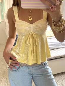 CovetEZ Tank Top Wanita Serbaguna dengan Tali Ikat Berbahan Renda Prancis untuk Kencan, Makan Siang, Liburan, Motif Bunga Putih, Musim Panas, Gaya Cottagecore, dan Romantis. - Kuning - View 4