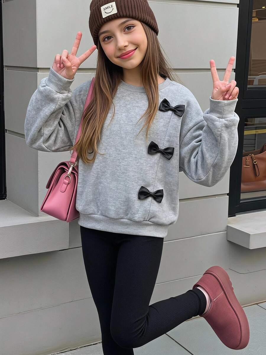 SHEIN 女童韓系灰黑運動衫修身長褲套裝,附蝴蝶結緞帶,休閒可愛長袖春秋冬校園穿搭 - 灰色 - 查看 1