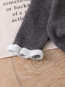 SHEIN Baby Girls Sweater Co-Ords Cardigan + Knitted Wide Leg Pants Set, Exquisite Ruffle Trim, Soft And Comfortable, Suitable For Daily Wear, Outings, Travel, Vacation, Daycare, Play, Christmas, Back To School, Party - Light Grey - View 6