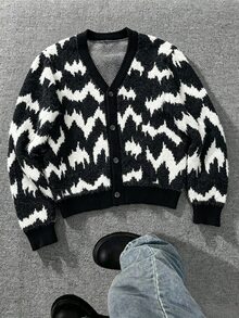 GALLERY FADE 男士對比色長袖單排扣休閒針織開襟衫，哥德風 - 黑與白 - 查看 1