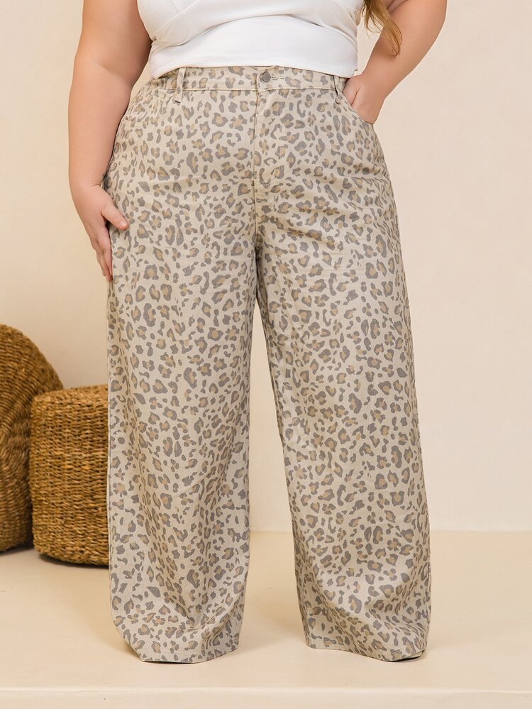 Hourglow Celana Jeans Kasual Serbaguna Model Lebar dengan Saku Motif Leopard Ukuran Besar untuk Liburan - MultiWarna - View 4