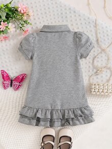SHEIN 女嬰休閒 Polo 領短袖可愛粉色洋裝，附荷葉邊下擺設計 - 灰色 - 查看 2