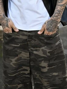Devon Thys Men's Retro Street Camo Wide Leg Jeans - Khaki - View 4