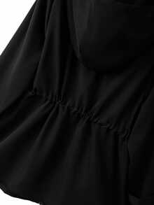 GlowEve CURVE Mantel Trench Berkerudung Warna Polos Elegan Terlaris untuk Wanita Ukuran Plus, Desain Pinggang Ramping Minimalis dengan Kantong Multi-Lapisan Multi-Fungsional, Cocok untuk Pemakaian Sehari-hari, Bepergian, Kencan, dan Acara Kumpul-kumpul - Hitam - View 6