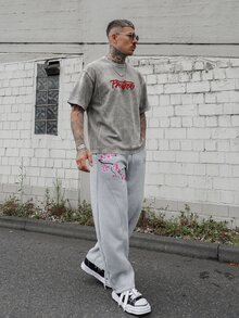 Artur Kramer 男士圆领字母刺绣图案休闲百搭通勤短袖棉质T恤街头风上衣男士宽松印花T恤街头风上衣男士标语图案落肩T恤迷彩宽松T恤 - 灰色 - 查看 1