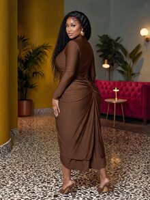 Slaydiva Spring Early Autumn New Elegant & Graceful, Party, Date, Cocktail, Girls' Gathering, Wedding Season, Graduation Season, Birthday Party Occasions Slim Fit Solid Brown Long Sleeve Round Neck Knit Patchwork Cutout Metal Button Decor Layered Ruffle Women's Plus Size Long Dress-A - Brown - View 3