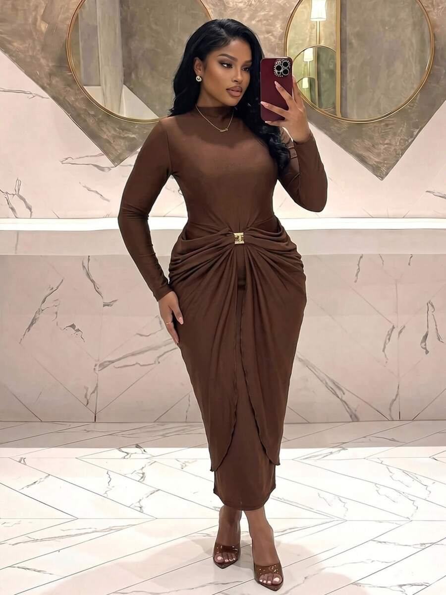 Slaydiva Spring Early Autumn New Elegant & Graceful, Party, Date, Cocktail, Girls' Gathering, Wedding Season, Graduation Season, Birthday Party Occasions Slim Fit Solid Brown Long Sleeve Round Neck Knit Patchwork Cutout Metal Button Decor Layered Ruffle Women's Plus Size Long Dress-A