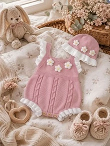 SHEIN رومبير طفلة حديثة الولادة بنقشة زهور صغيرة، رومبير محبوك، تصميم كتل لونية، حافة دانتيل، مناسب للشهر الأول وعيد الميلاد الأول والمناسبات الأخرى، طقم رومبير + قبعة 2 قطعة - متعدد الألوان - مشاهدة 1