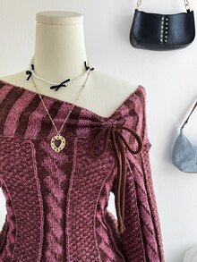 Soleia Sweater Lengan Panjang Wanita dengan Kerah Asimetris Bergaris dan Desain Tali Pengikat - Burgundy - View 2