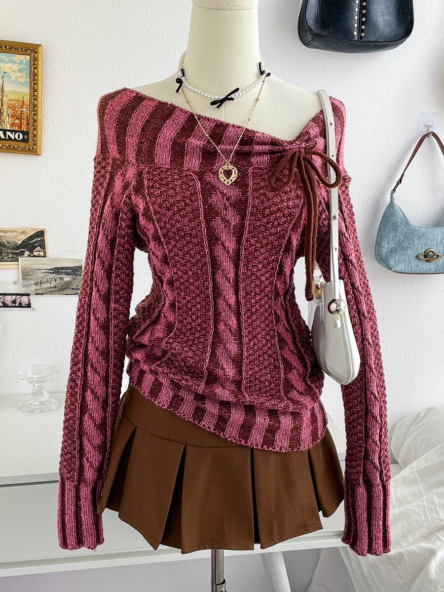 Soleia Sweater Lengan Panjang Wanita dengan Kerah Asimetris Bergaris dan Desain Tali Pengikat - Burgundy - View 1