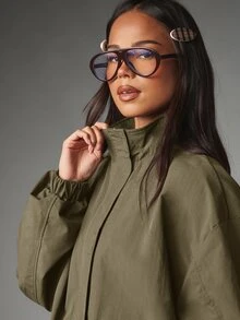MISSGUIDED Oversized Zip-Up Bomber Jacket With Mock Neck Elasticated Hem And Ruched Cuffs In Woven Fabric - Army Green - View 2