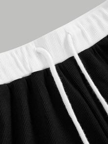 SHEIN 青少年女孩 T-Shirt 套裝 秋冬時尚 針織羅紋 黑白對比色 休閒修腰 T-Shirt 與對比腰帶寬鬆版型長褲 - 黑與白 - 查看 5