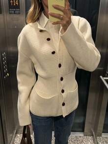 Siren Gaze Cardigan Rajut Wanita Vintage Serbaguna dengan Kancing dan Saku - Krem - View 2