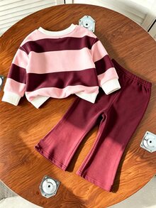 女童幼兒可愛熊圖案2件套，粉色與酒紅色拼接寬條紋圓領套頭運動衫，附精緻字母印花、羅紋袖口，搭配酒紅色喇叭長褲，寬鬆舒適，甜美時尚休閒穿搭，適合春秋冬季、聖誕節、萬聖節、開學季 - 彩色 - 查看 2
