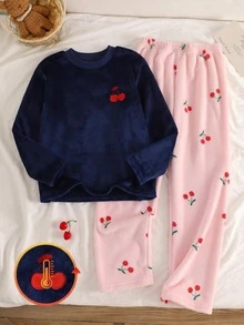 女童睡衣 青少年女孩秋冬日常休閒優雅家居服 長袖長褲 小櫻桃刺繡圖案與滿版小櫻桃印花 刷毛套裝 - 彩色 - 查看 2