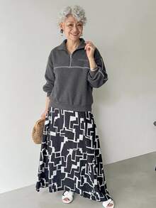 FRIFUL Middle-Aged Women Autumn Color-Block Striped Metal Zipper Stand Collar Sweatshirt - Grey - View 4