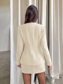 Aloruh 燕麥色西裝套裝，V領、金屬裝飾、寬肩、修身顯瘦、專業簡約、上班通勤穿搭 - 杏色 - 查看 2