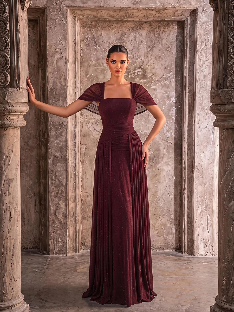 Aureia Gaun Malam Formal A-Line Elegan dan Glamor Berwarna Burgundy dengan Jaring dan Benang Perak ala Korea, Leher Persegi, Lengan Pendek, Pinggang Berkerut, dan Rumbai. - Burgundy - View 1