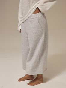 MUSERA ESSENTIALS Heather Grey Fleece Elastic Waistband Wide Leg Longline Sweatshorts Basics Loungewear Casual Everyday Essentials - Grey - View 3