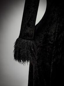 SHEIN ICON Plus Size Y2K Vintage V-Neck Fur Collar Patchwork Velvet Long Gothic Coat Jacket, Halloween Witch Fall - Black - View 9